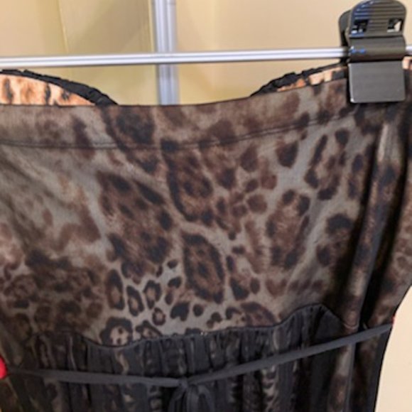 Strapless Animal Print and Overlay dress - Picture 5 of 6